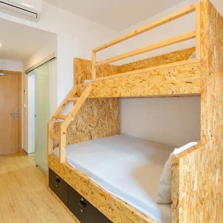 Dart Boutique Hostel *